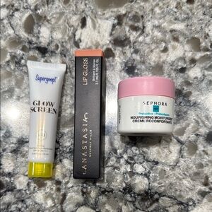 Anastasia Lip Gloss, Supergoop Glow Screen, Sephora Nourishing Moisturize Set